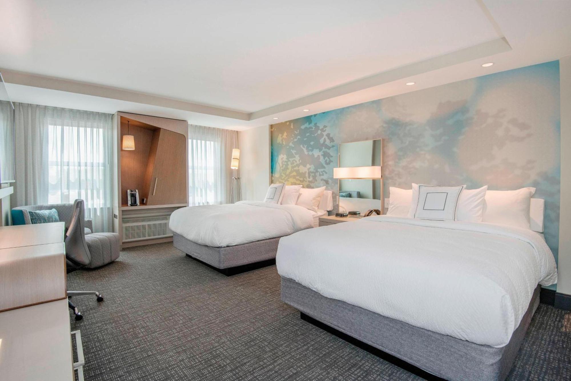 Courtyard By Marriott Raleigh Cary/Parkside Town Commons Hotel Ngoại thất bức ảnh