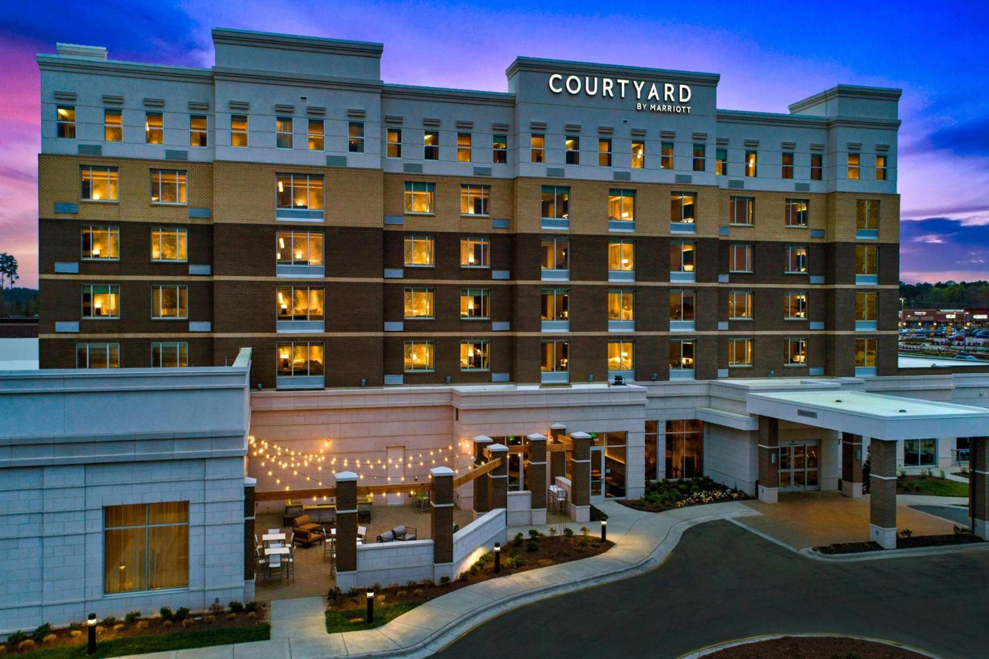 Courtyard By Marriott Raleigh Cary/Parkside Town Commons Hotel Ngoại thất bức ảnh