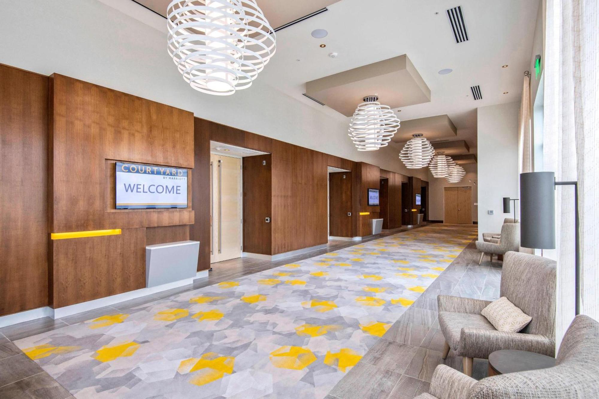 Courtyard By Marriott Raleigh Cary/Parkside Town Commons Hotel Ngoại thất bức ảnh