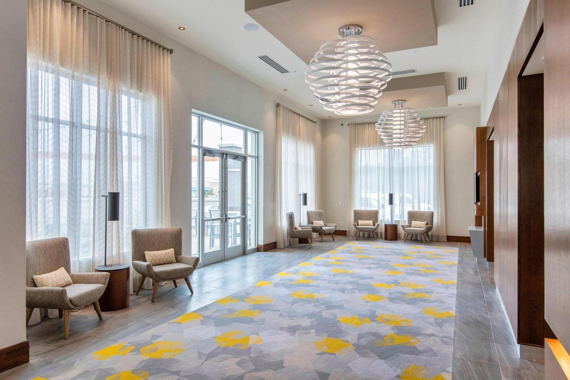 Courtyard By Marriott Raleigh Cary/Parkside Town Commons Hotel Ngoại thất bức ảnh