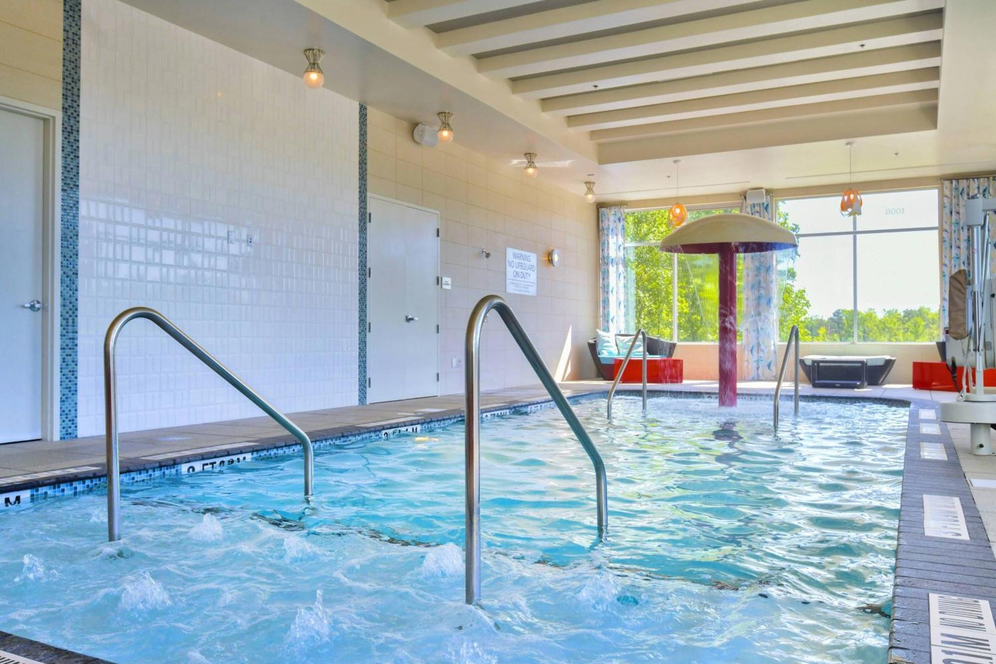 Courtyard By Marriott Raleigh Cary/Parkside Town Commons Hotel Ngoại thất bức ảnh